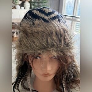 Faux Fur Lined Knit Trapper Hat